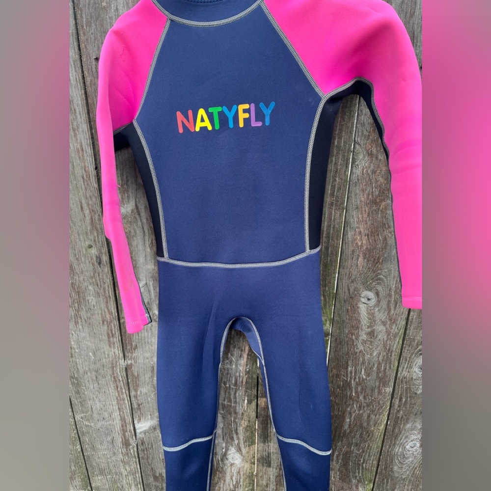 NATYFLY youth XL The Natyfly Kids Premium Neoprene Wetsuit Long Sleeve is a